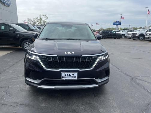 2022 Kia Carnival LXS