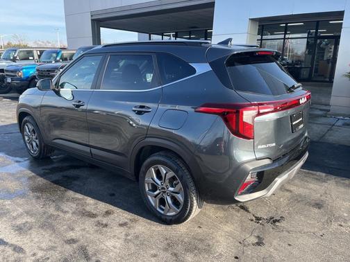 2024 Kia Seltos S