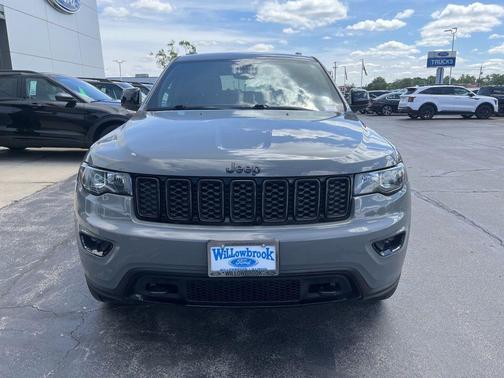 Sting Gray Clearcoat 2020 Jeep Grand Cherokee Upland