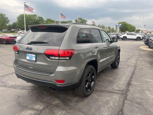 Sting Gray Clearcoat 2020 Jeep Grand Cherokee Upland
