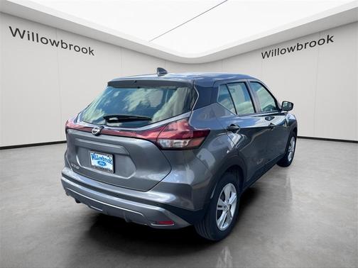2024 Nissan Kicks S