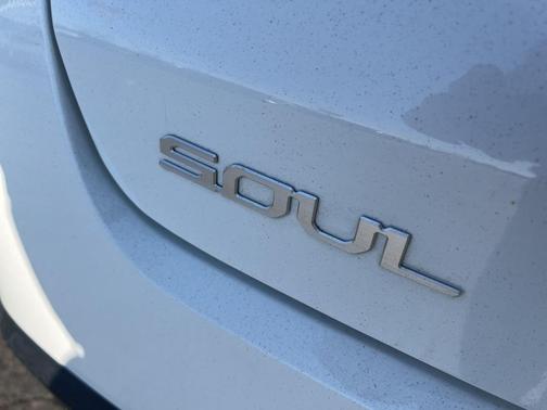 2024 Kia Soul S