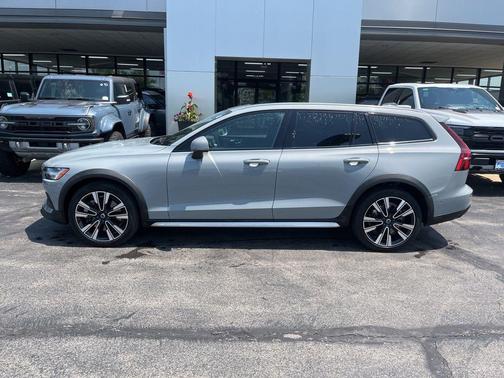 Gray 2024 Volvo V60 Cross Country B5 Ultimate