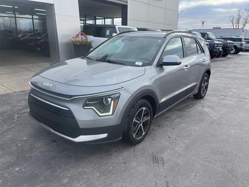 2023 Kia Niro LX