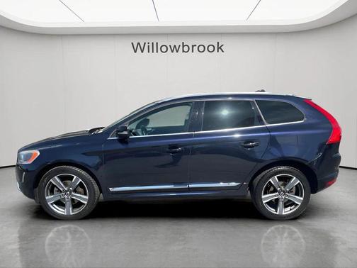 Magic Blue Metallic 2017 Volvo XC60 T6 Dynamic