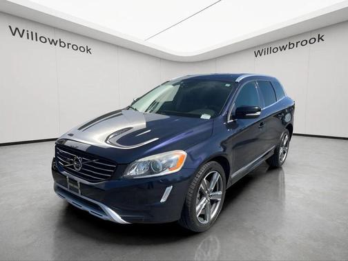 Magic Blue Metallic 2017 Volvo XC60 T6 Dynamic