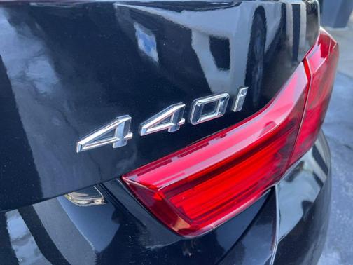 Black Sapphire Metallic 2019 BMW 440 i xDrive