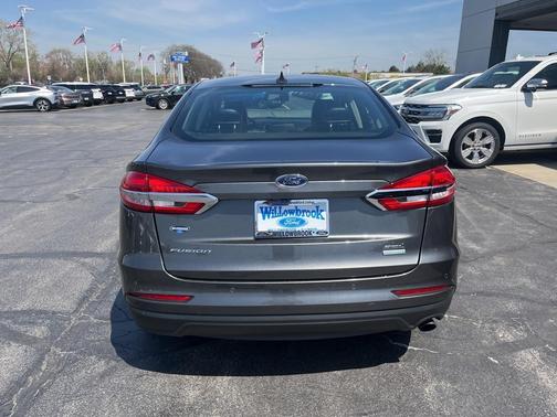 2020 Ford Fusion SEL