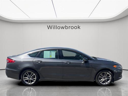 2020 Ford Fusion SEL