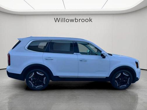 Glacial White Pearl 2024 Kia Telluride S