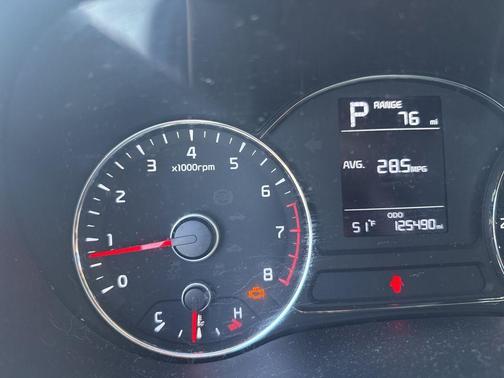 Clear White 2018 Kia Forte LX