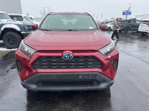 2021 Toyota RAV4 Hybrid LE