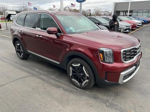 2023 Kia Telluride S