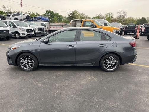 Gravity Gray 2024 Kia Forte GT-Line