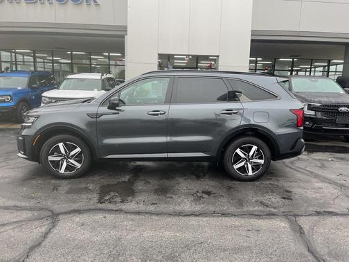 2023 Kia Sorento S