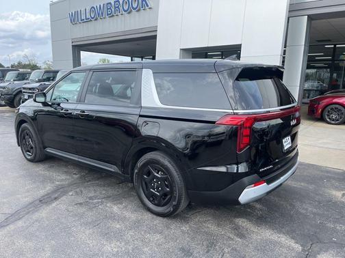 2025 Kia Carnival LXS