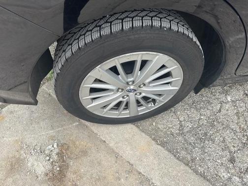 2018 Subaru Impreza 2.0i Premium