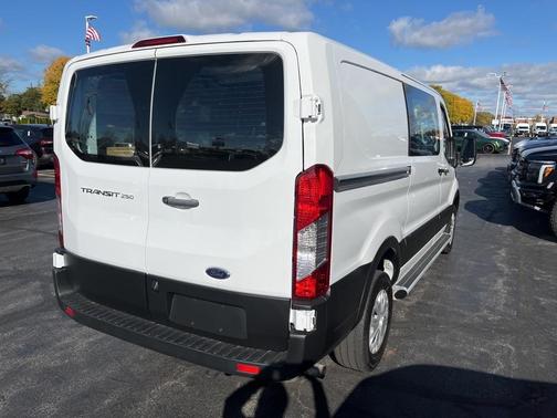 2024 Ford Transit-250 Base