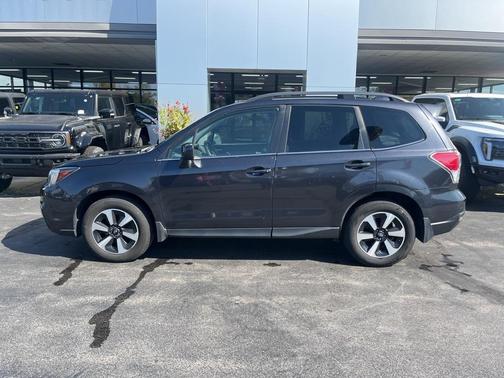 2017 Subaru Forester 2.5i Limited