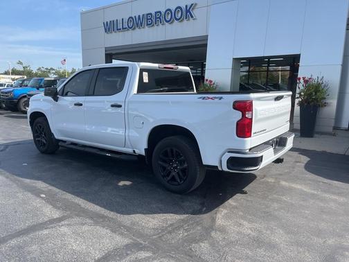 2023 Chevrolet Silverado 1500 Custom
