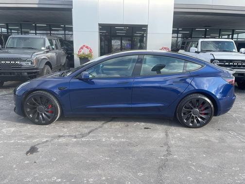 2023 Tesla Model 3 Performance