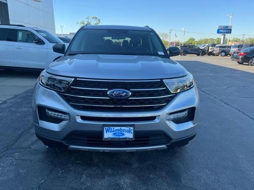 Silver Metallic 2021 Ford Explorer XLT
