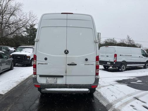 2012 Mercedes-Benz Sprinter 170 WB