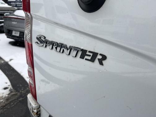 2012 Mercedes-Benz Sprinter 170 WB