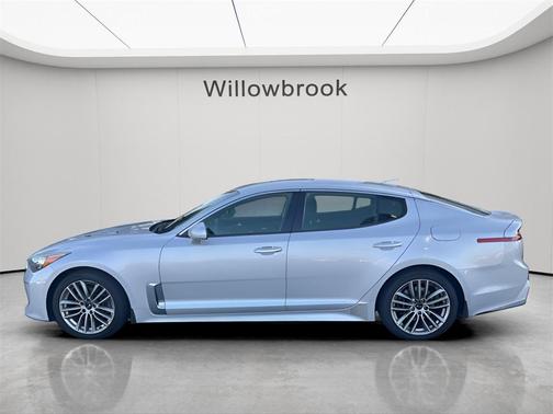 2018 Kia Stinger Base