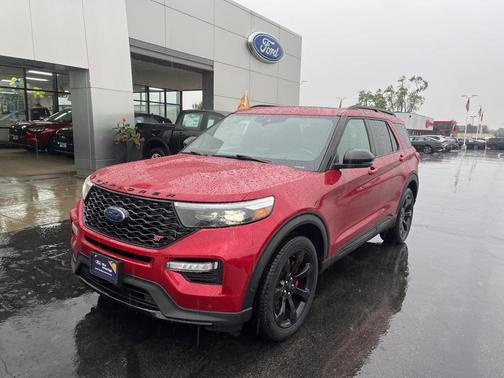 2022 Ford Explorer ST