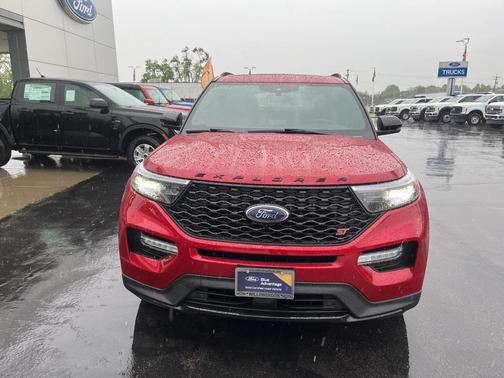 2022 Ford Explorer ST