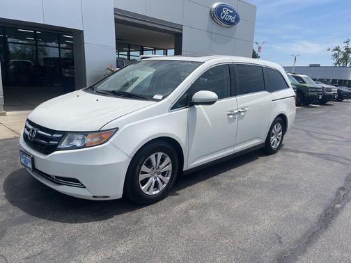 White 2015 Honda Odyssey EX-L