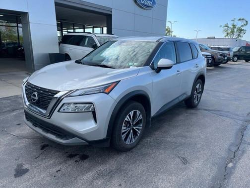 Brilliant Silver Metallic 2023 Nissan Rogue SV