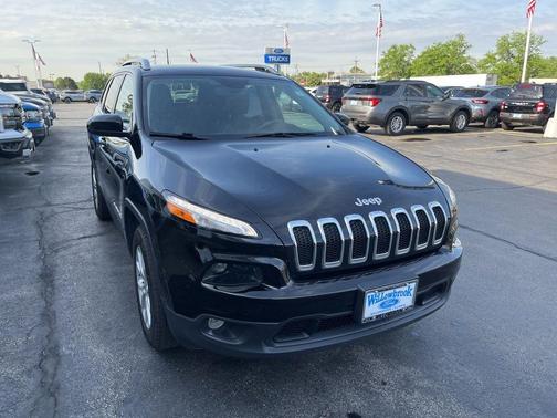 Diamond Black 2018 Jeep Cherokee Latitude Plus