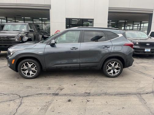 2023 Kia Seltos EX