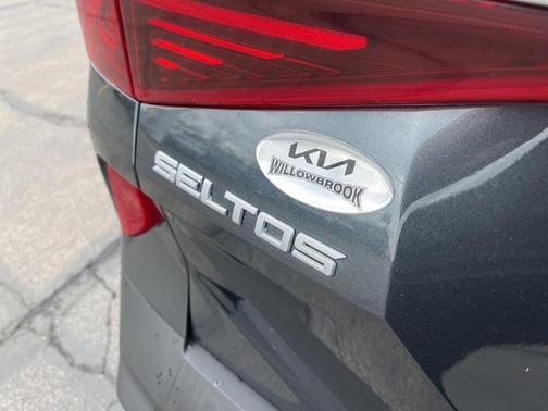 2023 Kia Seltos EX