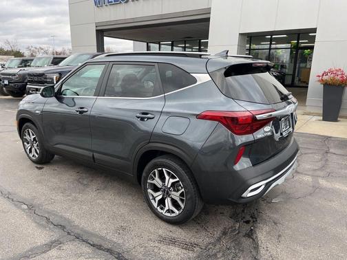 2023 Kia Seltos EX