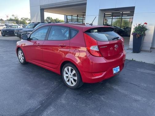 2013 Hyundai Accent SE