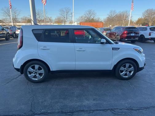 2019 Kia Soul Base
