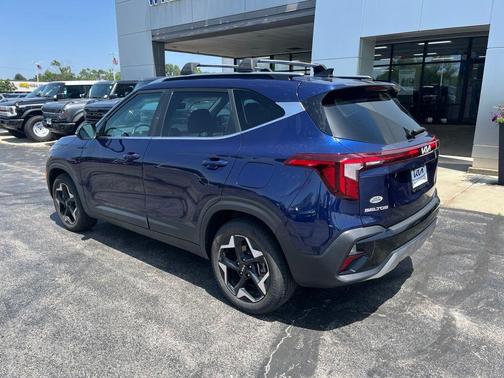 Dark Ocean Blue 2024 Kia Seltos EX