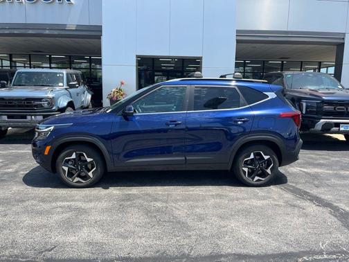 Dark Ocean Blue 2024 Kia Seltos EX