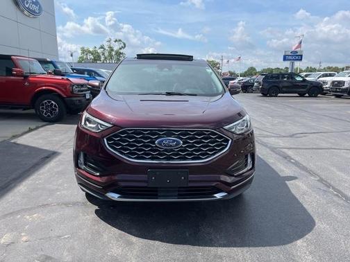2020 Ford Edge Titanium