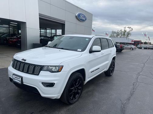 2017 Jeep Grand Cherokee Altitude