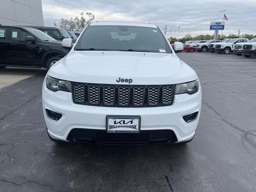 2017 Jeep Grand Cherokee Altitude
