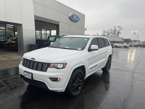 2017 Jeep Grand Cherokee Altitude