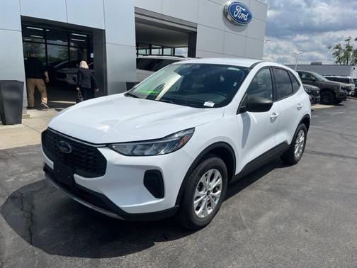Oxford White 2025 Ford Escape Active