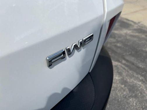 Oxford White 2025 Ford Escape Active