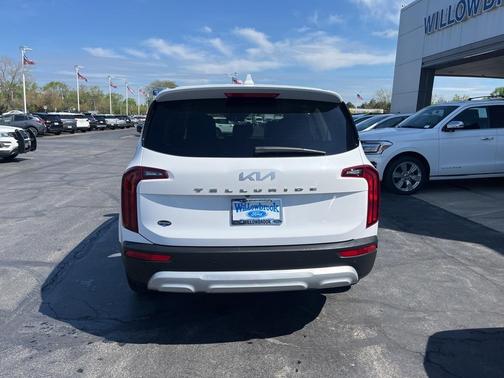 2022 Kia Telluride LX