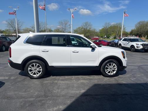 2022 Kia Telluride LX