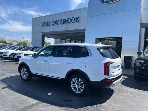 2022 Kia Telluride LX
